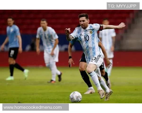 新一届足球球星崭露头角 谁将成为未来足坛的绝对主宰